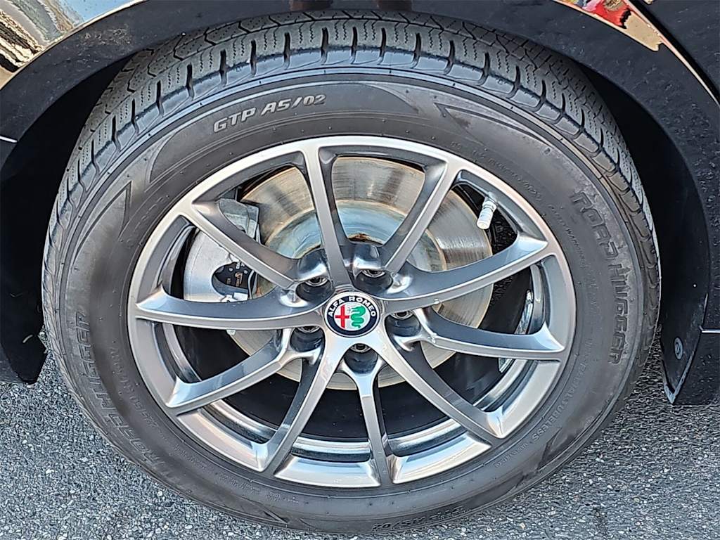 Thumbnail: 2020 Alfa Romeo Giulia - 7