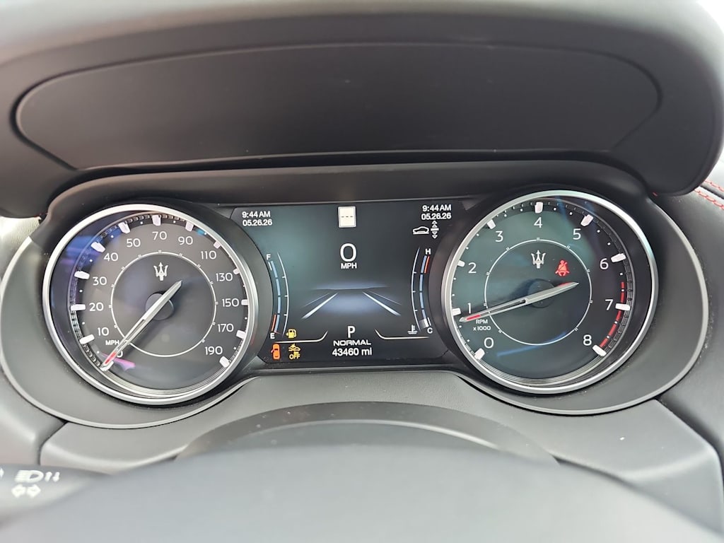 Thumbnail: 2021 Maserati Levante - 17