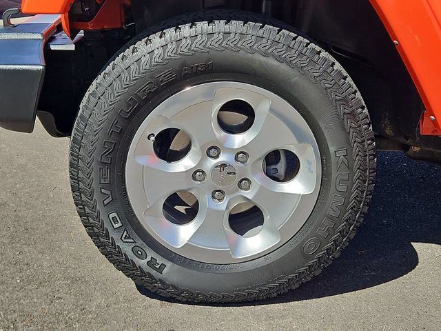 Thumbnail: 2015 Jeep Wrangler - 7