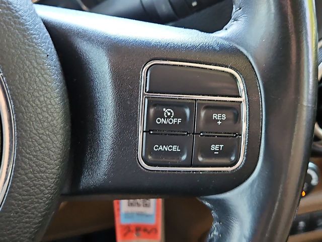 Thumbnail: 2017 Jeep Wrangler - 28