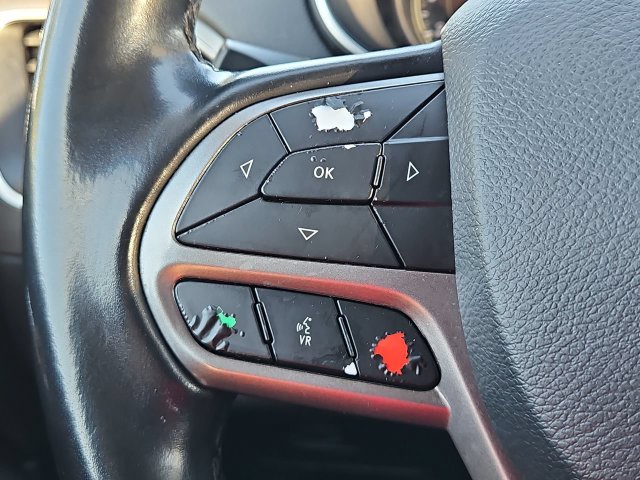 Thumbnail: 2019 Jeep Cherokee - 29