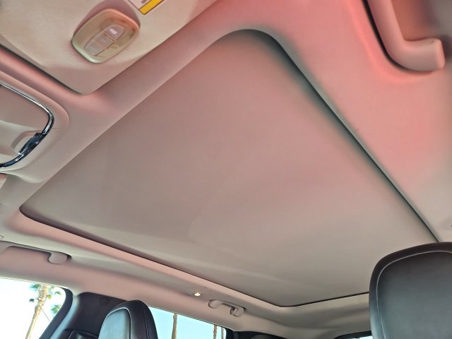 Thumbnail: 2019 Jeep Cherokee - 26