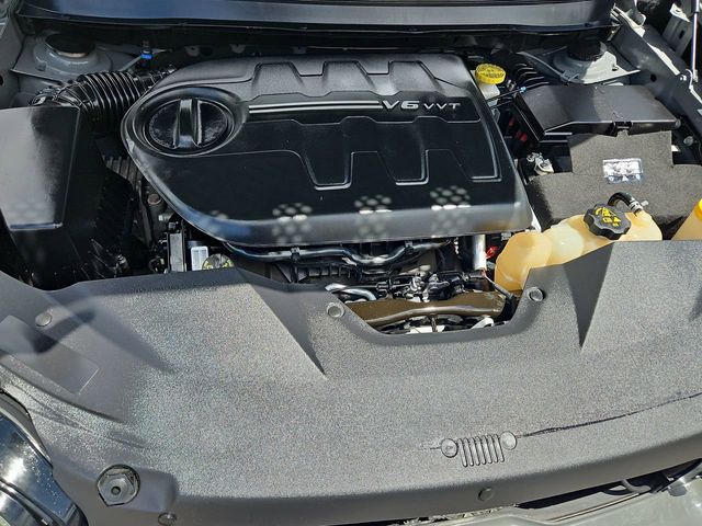 Thumbnail: 2019 Jeep Cherokee - 9