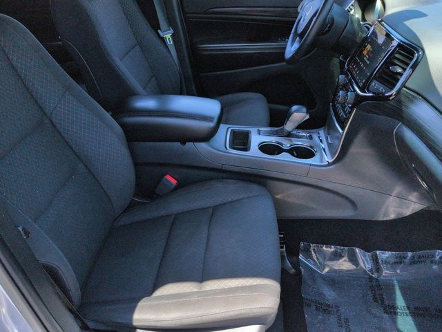 Thumbnail: 2019 Jeep Grand Cherokee - 12