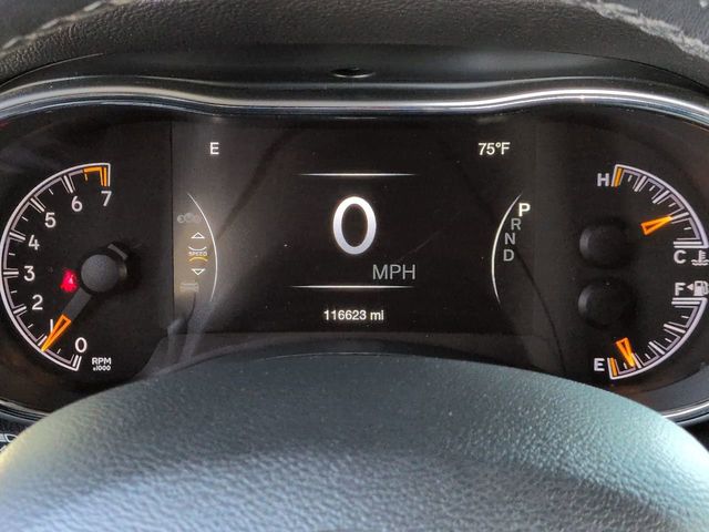 Thumbnail: 2019 Jeep Grand Cherokee - 17