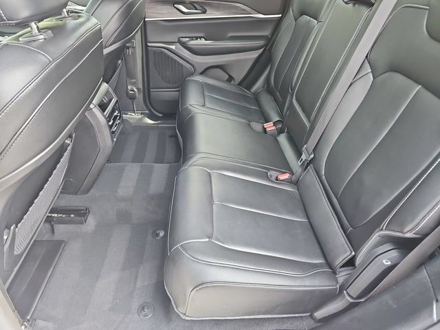 Thumbnail: 2023 Jeep Grand Cherokee - 13