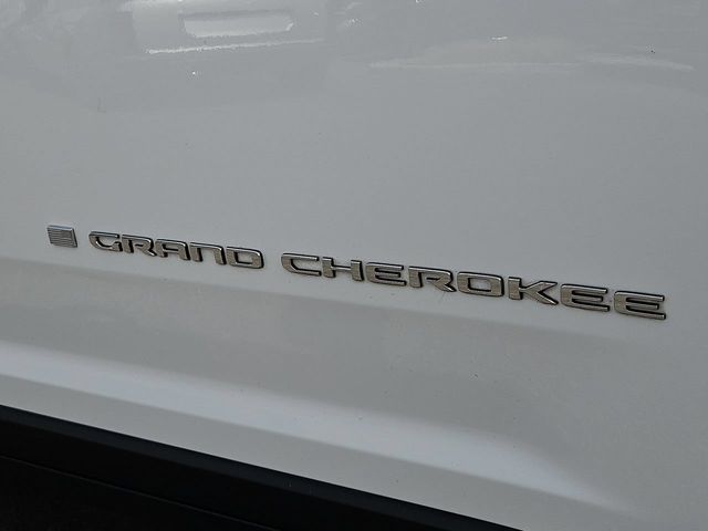 Thumbnail: 2023 Jeep Grand Cherokee - 25