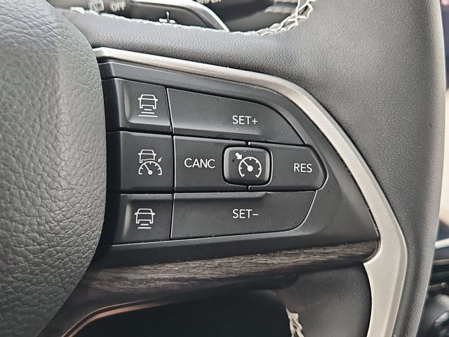 Thumbnail: 2023 Jeep Grand Cherokee - 30