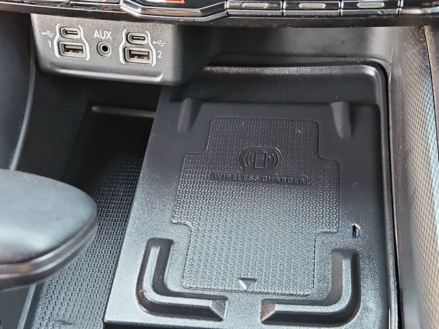 Thumbnail: 2023 Dodge Durango - 36