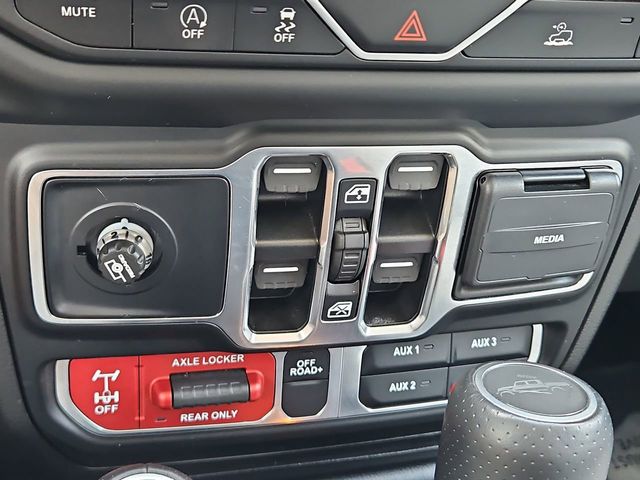 Thumbnail: 2022 Jeep Gladiator - 33