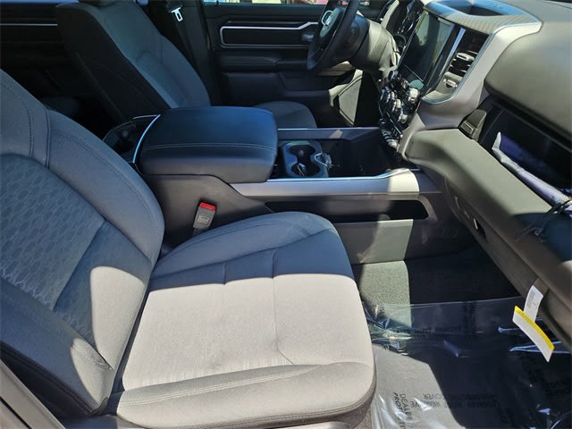 Thumbnail: 2025 RAM 1500 - 11