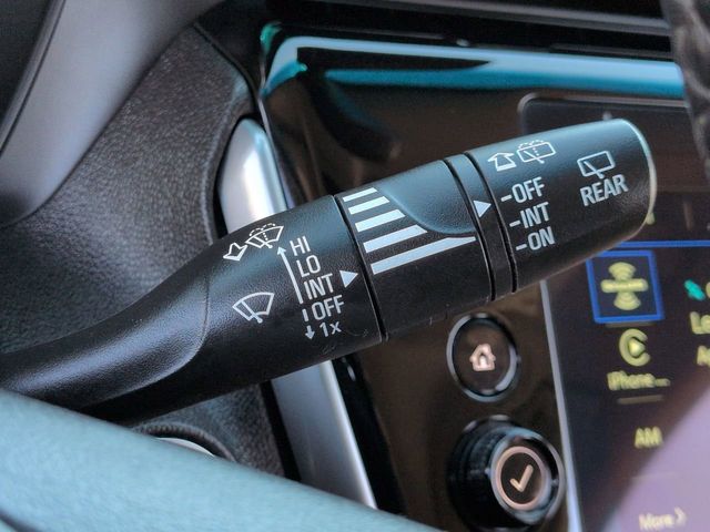 Thumbnail: 2023 Chevrolet Bolt EV - 32