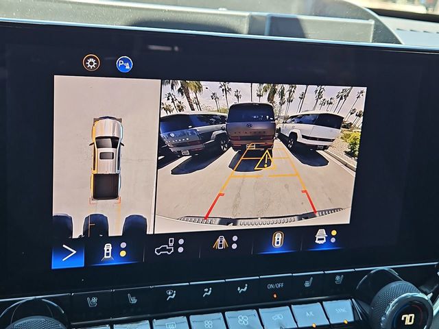 Thumbnail: 2024 Chevrolet Colorado - 34