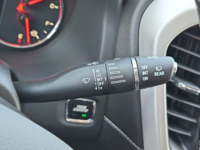 Thumbnail: 2023 GMC Acadia - 31