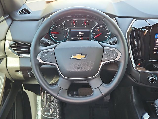Thumbnail: 2023 Chevrolet Traverse - 14