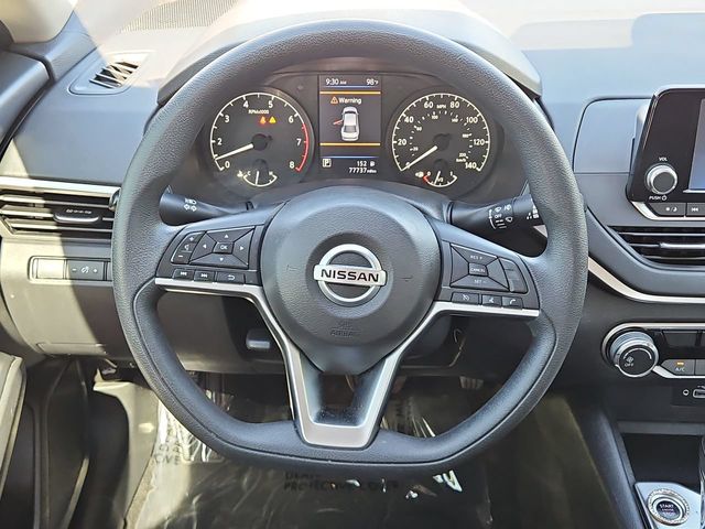Thumbnail: 2021 Nissan Altima - 14