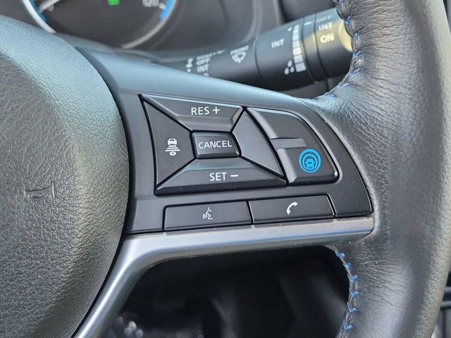 Thumbnail: 2023 Nissan Leaf - 30