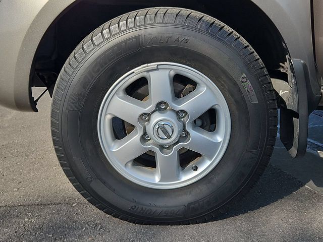 Thumbnail: 2004 Nissan Frontier - 8