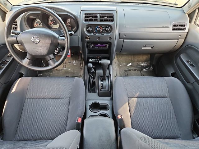 Thumbnail: 2004 Nissan Frontier - 10