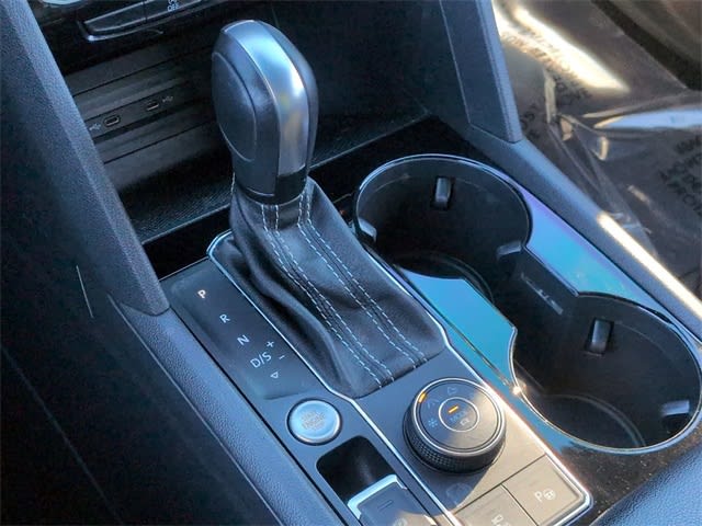 Thumbnail: 2021 Volkswagen Atlas - 16