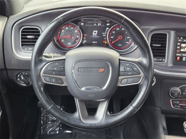 2020 Dodge Charger SXT 14