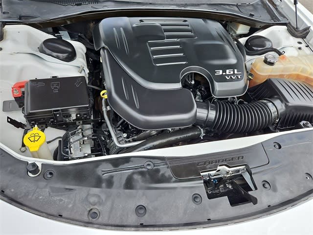 2020 Dodge Charger SXT 9