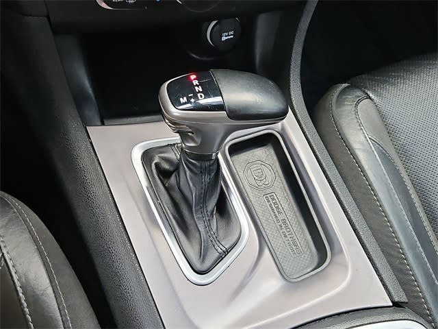 2020 Dodge Charger SXT 16