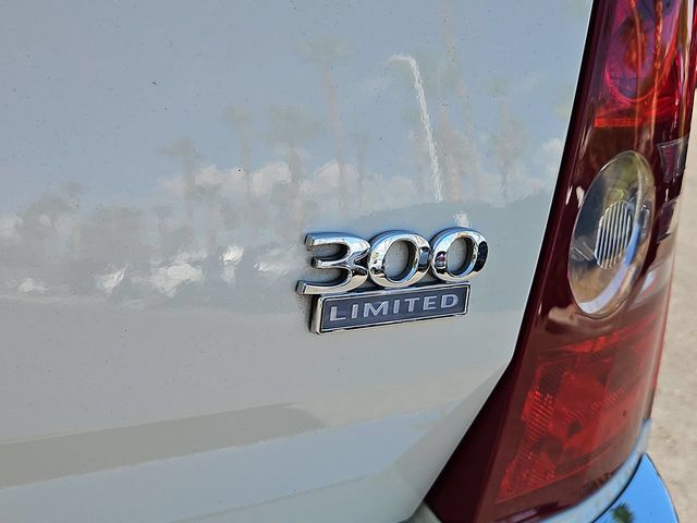 Thumbnail: 2008 Chrysler 300 - 25