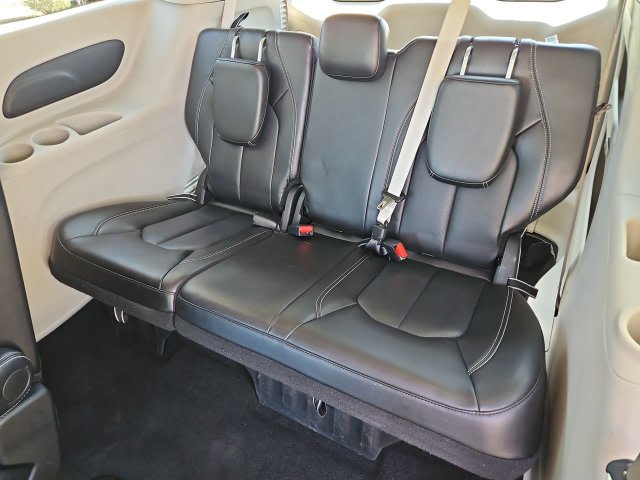 Thumbnail: 2024 Chrysler Pacifica - 36