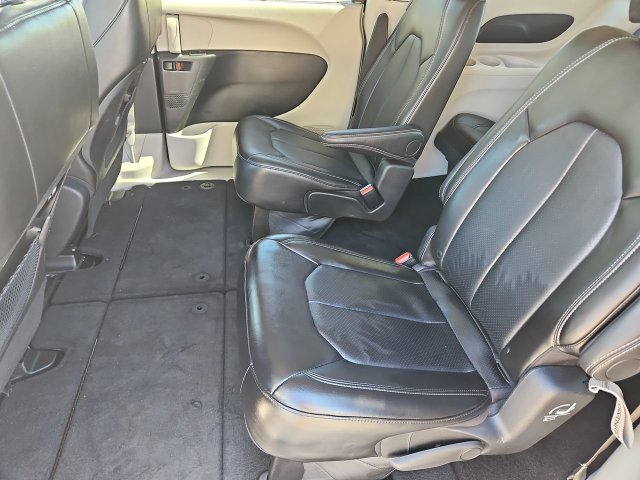 Thumbnail: 2024 Chrysler Pacifica - 13