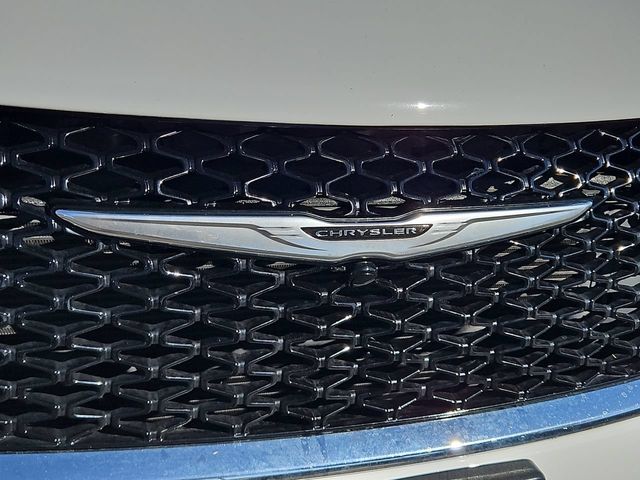 Thumbnail: 2024 Chrysler Pacifica - 7