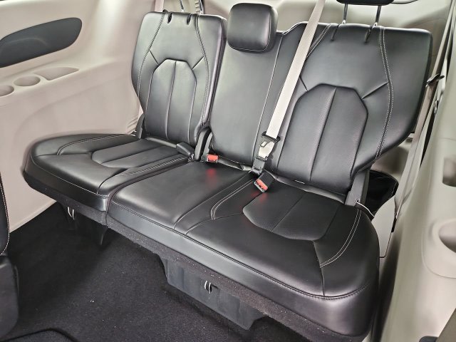 Thumbnail: 2024 Chrysler Pacifica - 36