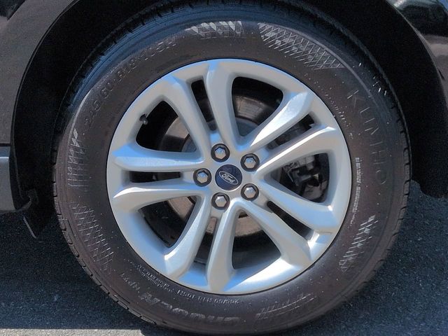 Thumbnail: 2020 Ford Edge - 8
