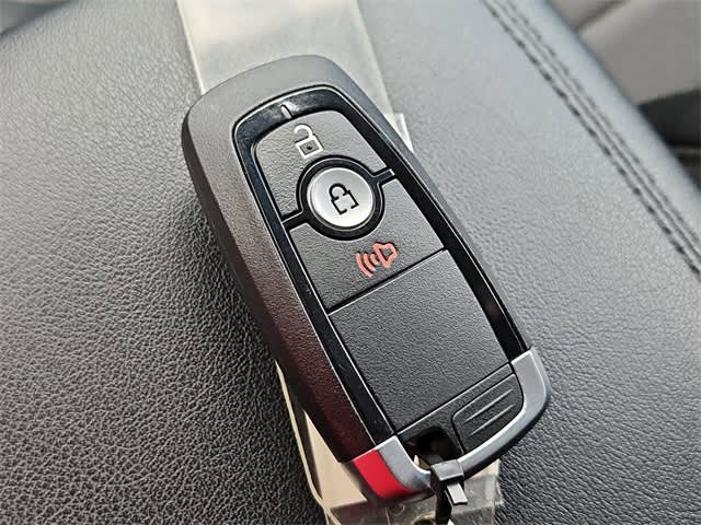 Thumbnail: 2022 Ford Edge - 34