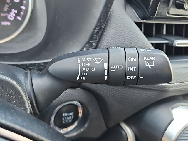 Thumbnail: 2019 Toyota RAV4 - 32