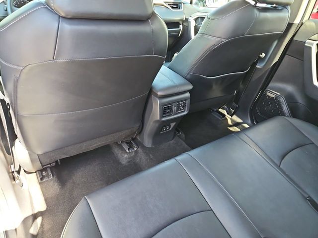 Thumbnail: 2019 Toyota RAV4 - 27