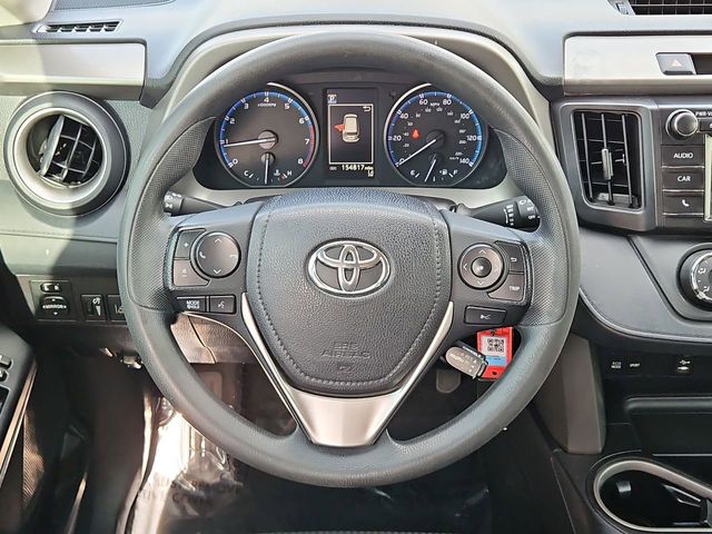 Thumbnail: 2018 Toyota RAV4 - 14
