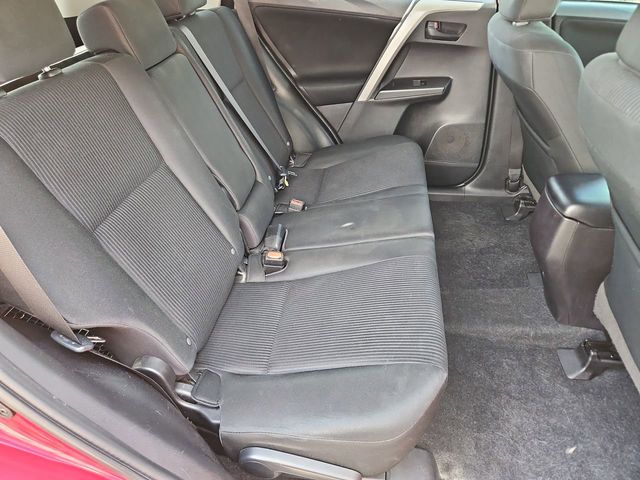 Thumbnail: 2018 Toyota RAV4 - 27