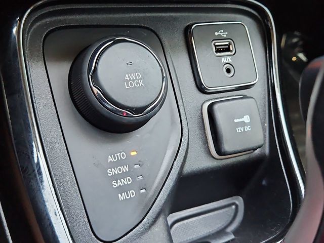 Thumbnail: 2018 Jeep Compass - 34