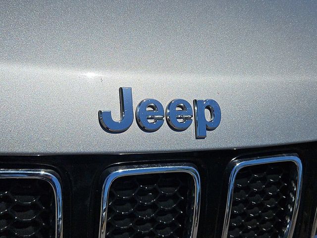 Thumbnail: 2018 Jeep Compass - 25