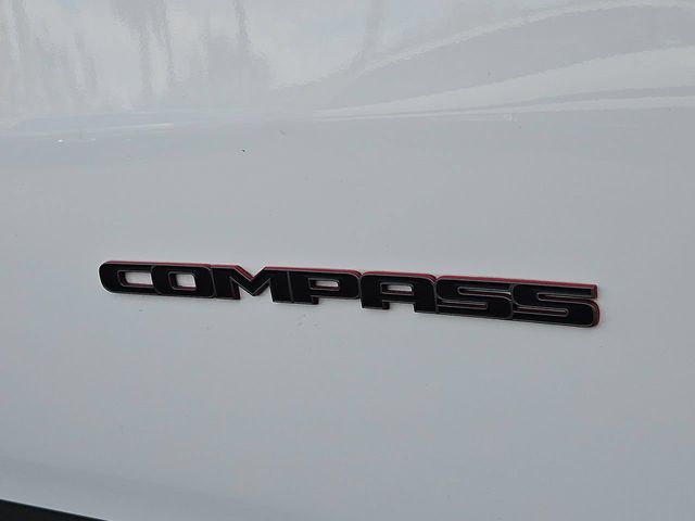Thumbnail: 2022 Jeep Compass - 7