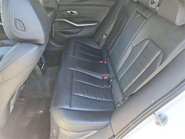 Thumbnail: 2021 BMW 3 Series - 13