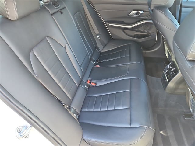 Thumbnail: 2021 BMW 3 Series - 29