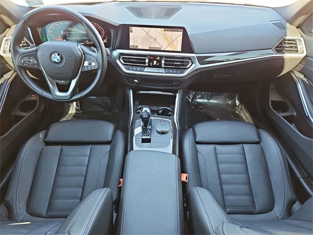 Thumbnail: 2021 BMW 3 Series - 10