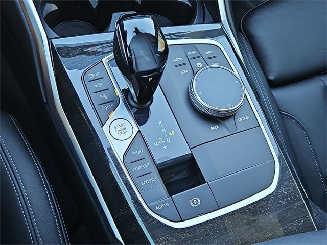 Thumbnail: 2021 BMW 3 Series - 16