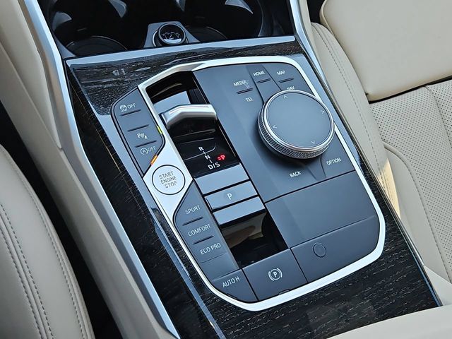 Thumbnail: 2024 BMW 3 Series - 16