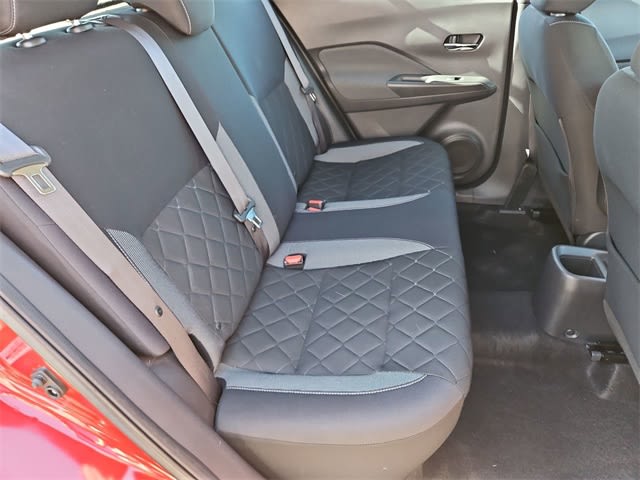 Thumbnail: 2018 Nissan Kicks - 26