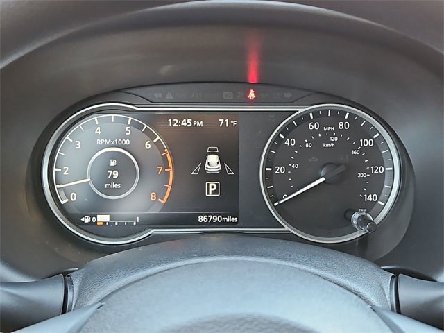 Thumbnail: 2018 Nissan Kicks - 17