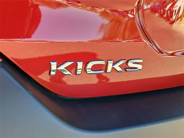 Thumbnail: 2018 Nissan Kicks - 25
