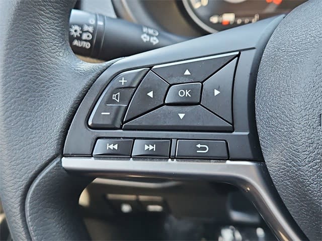 Thumbnail: 2018 Nissan Kicks - 28